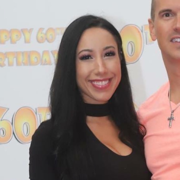 Meet your Posher, Sierra - Picture 1 of 1